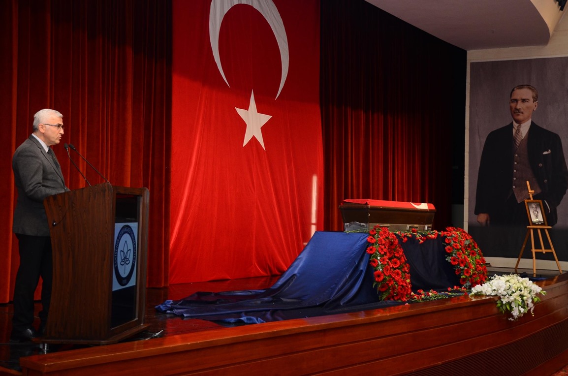 Prof. Dr. Necat A. Akgün'ü Törenle Ebediyete Uğurladık