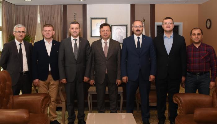 Ahmet Yesevi Üniversitesi Mütevelli Heyeti Başkanı Prof. Dr. Musa Yıldız'dan Üniversitemiz Rektörü Prof. Dr. Kemal Şenocak'a Ziyaret