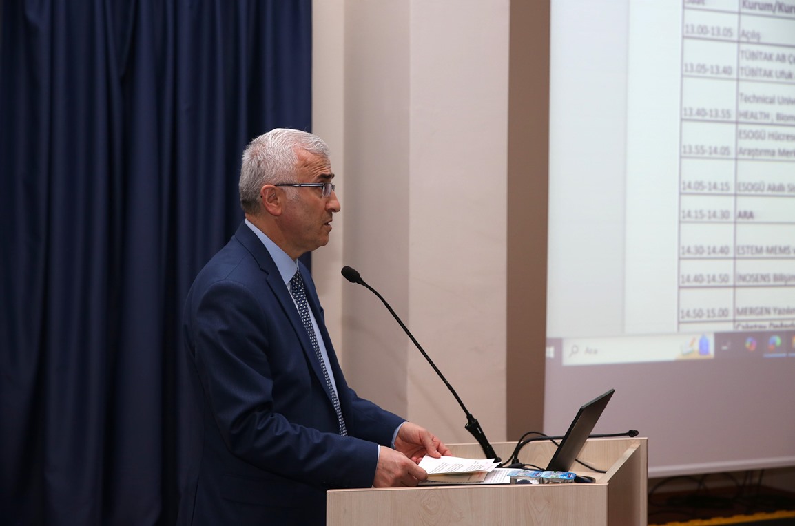 Üniversitemizde Sağlıkta Dijital Teknolojiler Çalıştayı Düzenlendi 