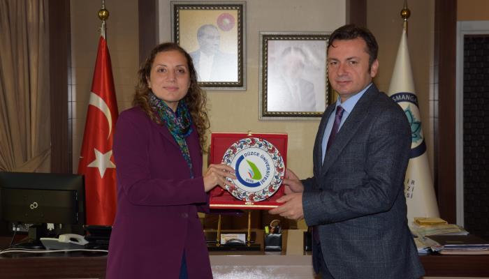 Düzce Üniversitesi Rektörü Prof. Dr. Nigar Demircan Çakar'dan Üniversitemiz Rektörü Prof. Dr. Kemal Şenocak'a Hayırlı Olsun Ziyareti