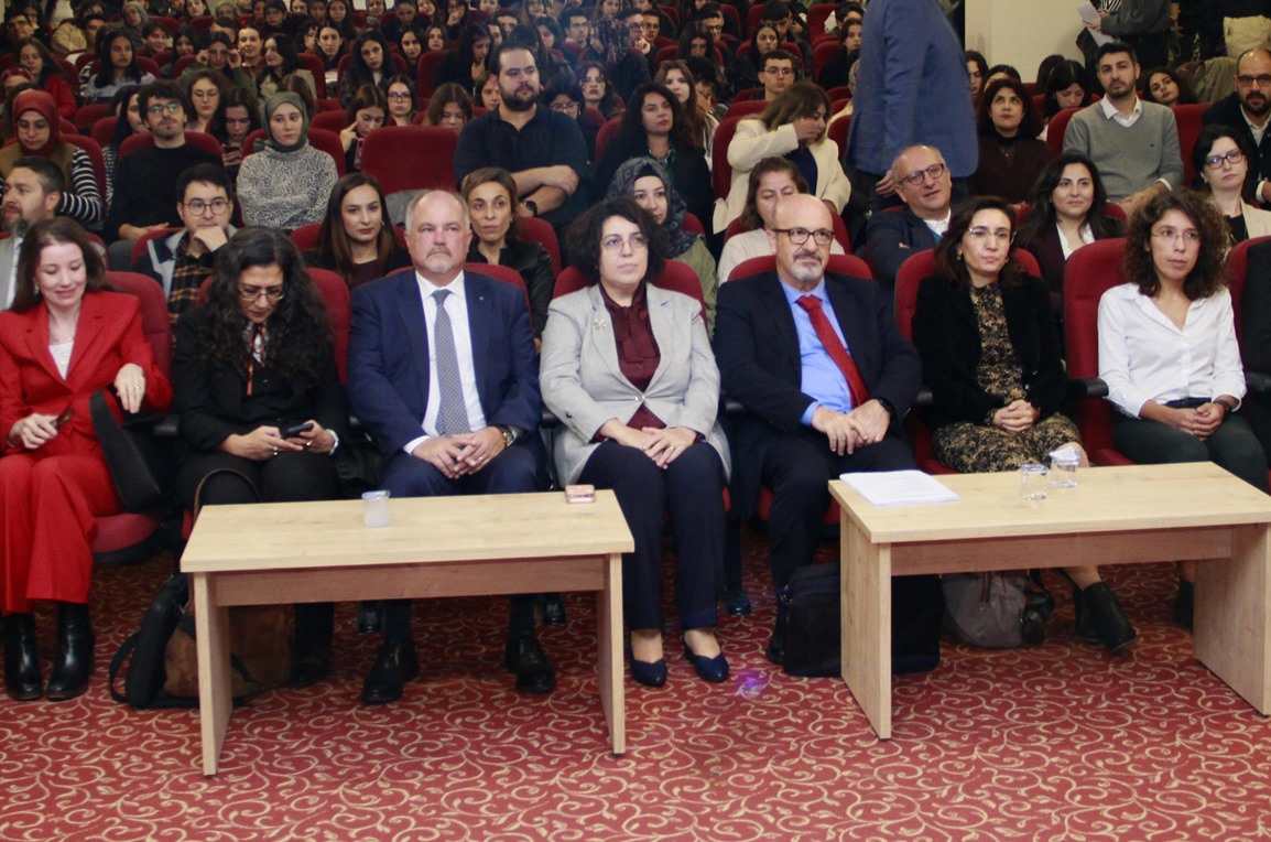 Hukuk Fakültesi'nde 2026-2027 Akademik Yılı Törenle Açıldı