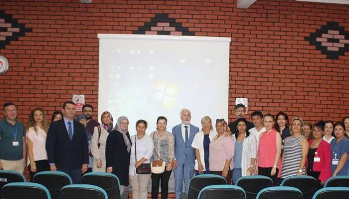 Üniversitemiz ile Eskişehir İl Sağlık Müdürlüğü'nün Ortak Projesi Olan "Menopoz Okulu"nun Kapanış Töreni Gerçekleşti