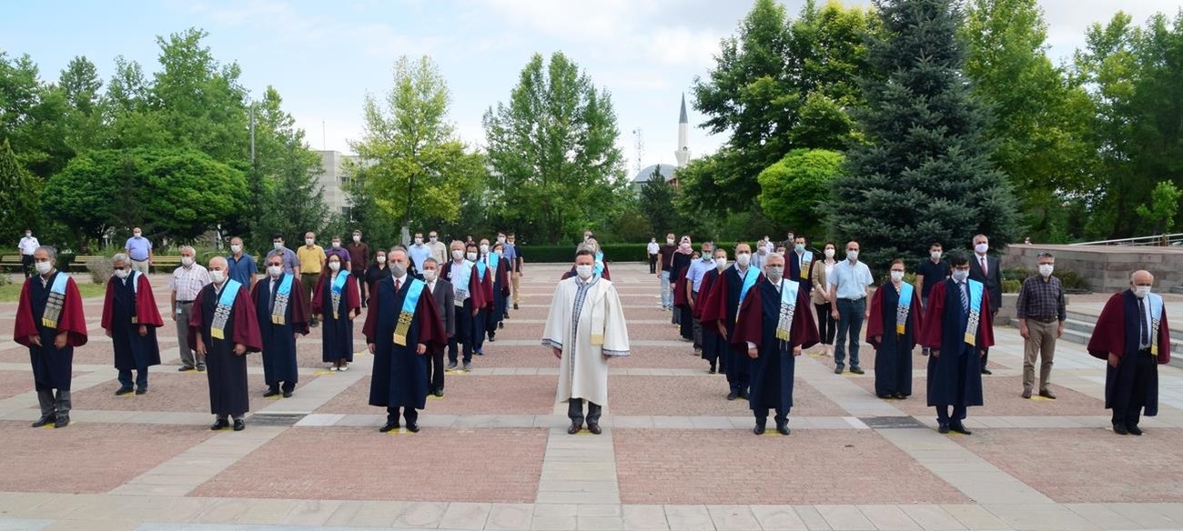 Üniversitemizde 15 Temmuz Demokrasi ve Milli Birlik Günü Anma Programı Düzenlendi