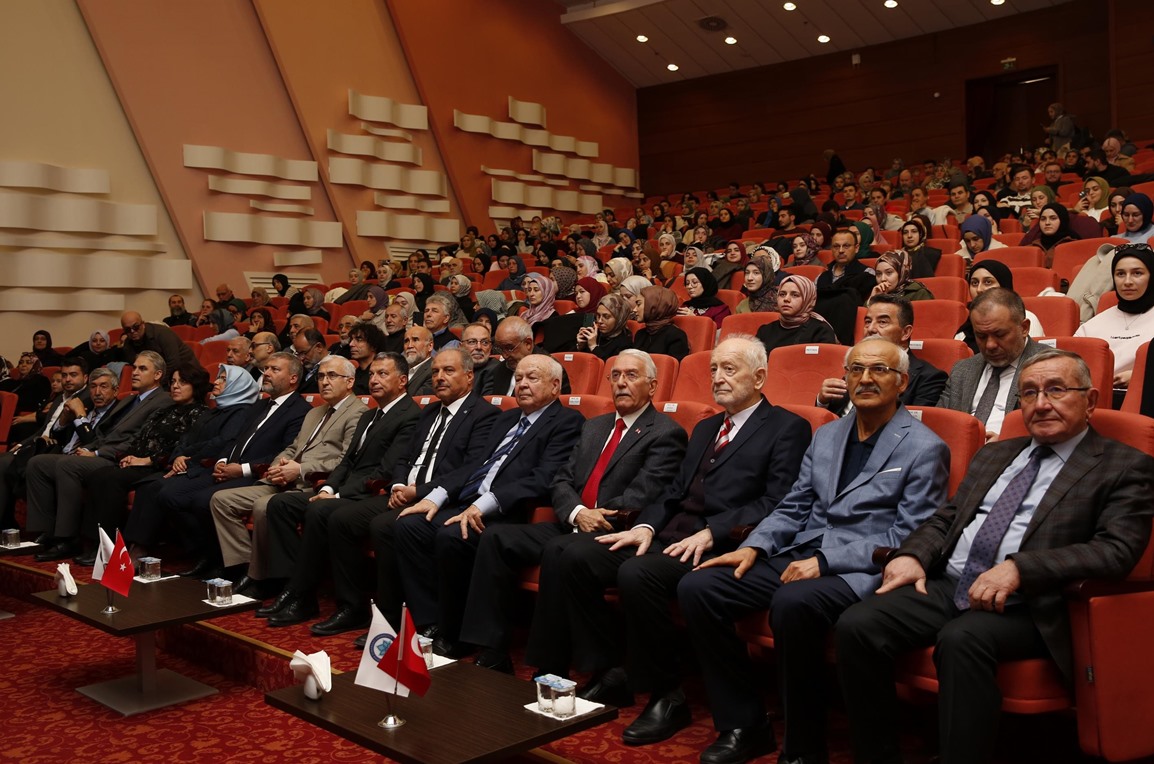 İlahiyat Fakültesi 30. Yılını Kutladı