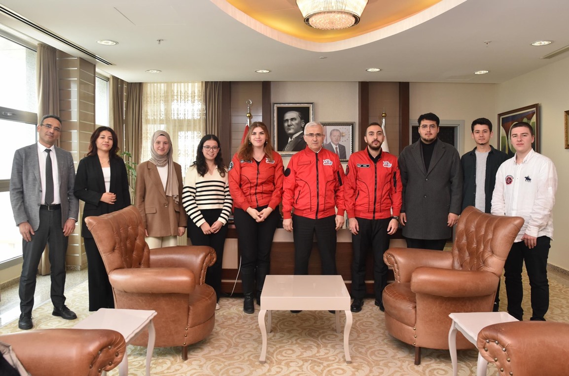 Türkiye Teknoloji Takımı Vakfı’ndan Rektör Prof. Dr. Kamil Çolak’a Ziyaret